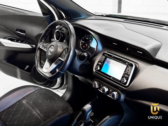 Nissan Kicks 1.6 16V FLEXSTART SV 4P XTRONIC 2017/2018 prata à venda na Unique Automóveis em Indaiatuba — foto 20
