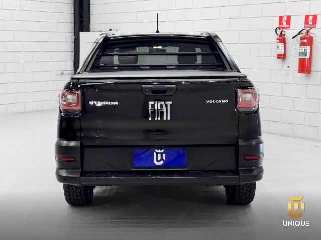 Fiat Strada 1.3 FIREFLY FLEX VOLCANO CD MANUAL 2021/2022 preto à venda na Unique Automóveis em Indaiatuba — foto 8