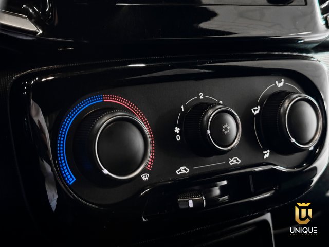 Fiat Strada 1.3 FIREFLY FLEX VOLCANO CD MANUAL 2021/2022 preto à venda na Unique Automóveis em Indaiatuba — foto 18
