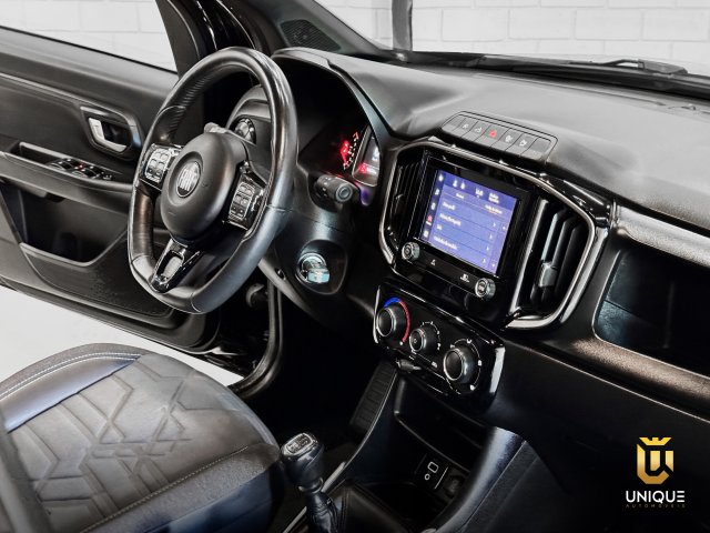 Fiat Strada 1.3 FIREFLY FLEX VOLCANO CD MANUAL 2021/2022 preto à venda na Unique Automóveis em Indaiatuba — foto 20
