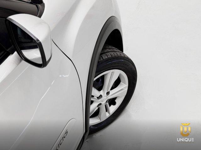Nissan Kicks 1.6 16V FLEXSTART ACTIVE XTRONIC 2020/2021 prata à venda na Unique Automóveis em Indaiatuba — foto 3