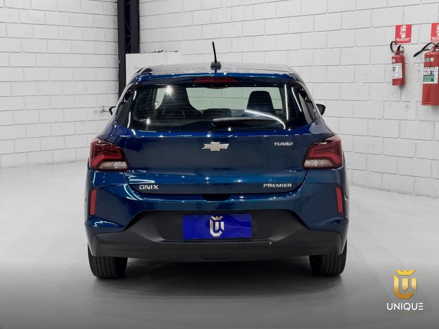Chevrolet Onix 1.0 FLEX MANUAL 2024/2025 azul à venda na Unique Automóveis em Indaiatuba — foto 7