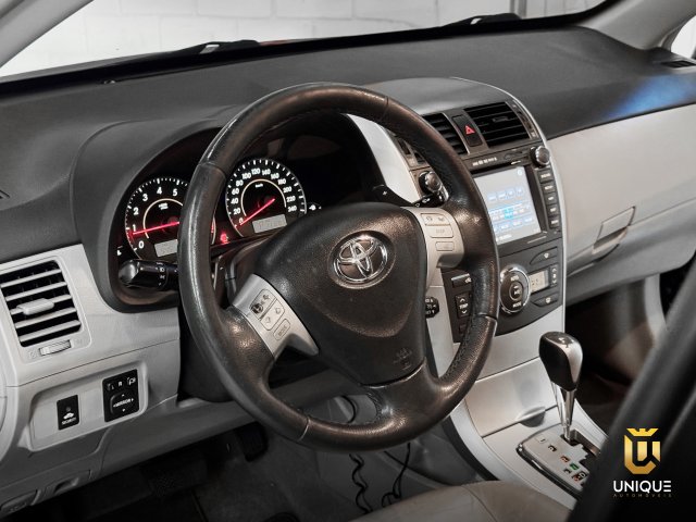 Toyota Corolla 2.0 XEI 16V FLEX 4P AUTOMÁTICO 2012/2013 preto à venda na Unique Automóveis em Indaiatuba — foto 14