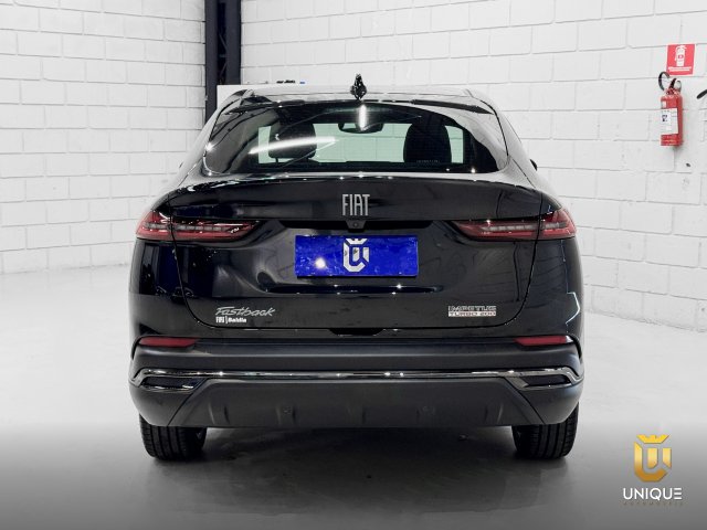 Fiat Fastback 1.0 TURBO 200 FLEX IMPETUS CVT 2023/2024 preto à venda na Unique Automóveis em Indaiatuba — foto 8