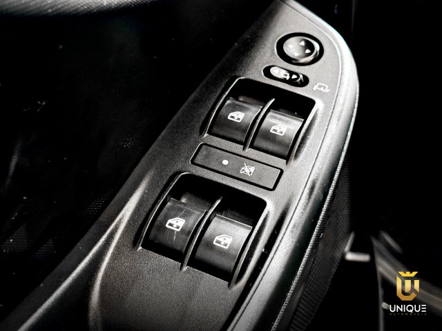 Fiat Fastback 1.0 TURBO 200 FLEX IMPETUS CVT 2023/2024 preto à venda na Unique Automóveis em Indaiatuba — foto 16