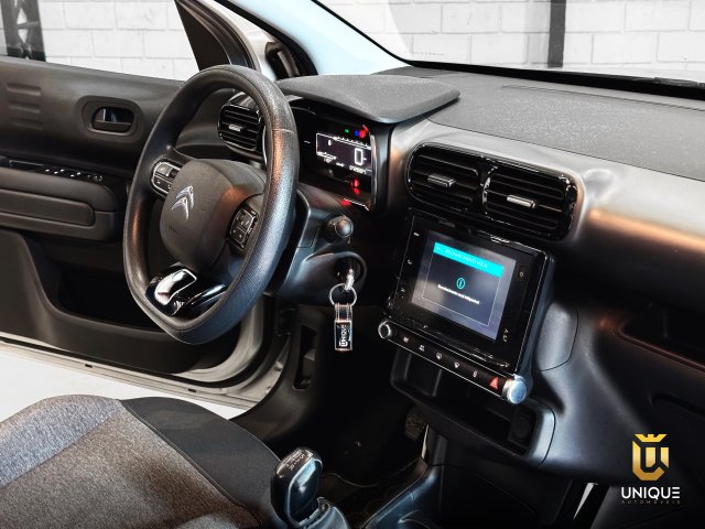 Citroën C4 Cactus 1.6 VTI 120 FLEX LIVE MANUAL 2018/2019 prata à venda na Unique Automóveis em Indaiatuba — foto 19