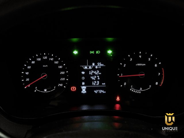Hyundai Hb20 1.0 12V FLEX SENSE PLUS MANUAL 2023/2024 prata à venda na Unique Automóveis em Indaiatuba — foto 17