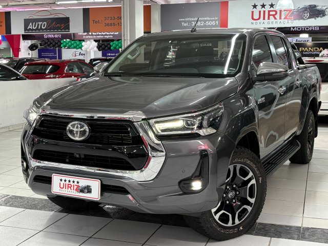 foto do veículo Toyota Hilux   2.8 D-4D TURBO DIESEL CD SRX 4X4 AUTOMÁTICO