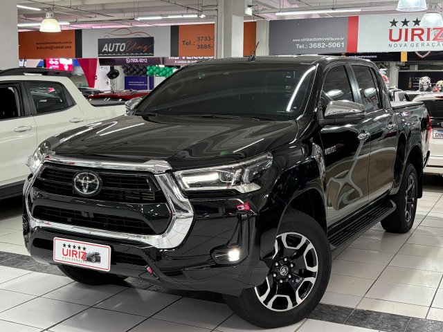 foto do veículo Toyota Hilux   2.8 D-4D TURBO DIESEL CD SRX 4X4 AUTOMÁTICO