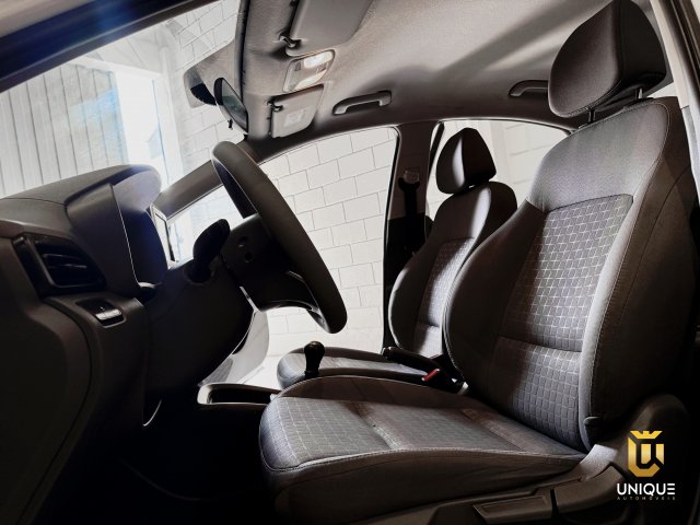 Hyundai Hb20s 1.0 12V FLEX COMFORT PLUS MANUAL 2023/2024 branco à venda na Unique Automóveis em Indaiatuba — foto 9