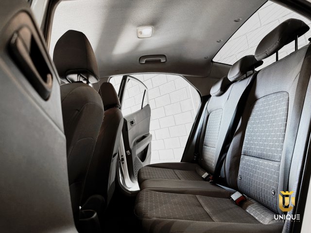 Hyundai Hb20s 1.0 12V FLEX COMFORT PLUS MANUAL 2023/2024 branco à venda na Unique Automóveis em Indaiatuba — foto 10