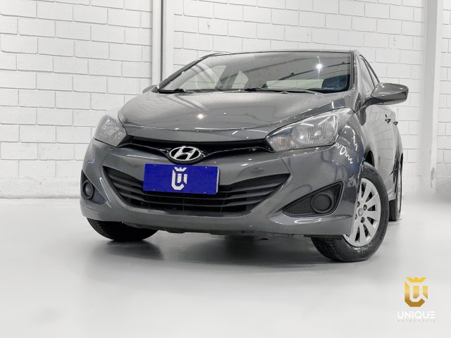 Hyundai Hb20s 1.0 COMFORT PLUS 12V FLEX 4P MANUAL 2014/2015 cinza à venda na Unique Automóveis em Indaiatuba — foto 2