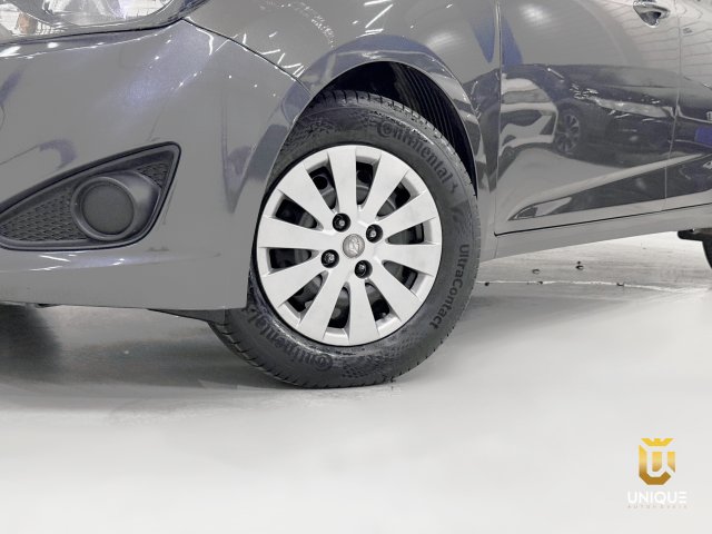 Hyundai Hb20s 1.0 COMFORT PLUS 12V FLEX 4P MANUAL 2014/2015 cinza à venda na Unique Automóveis em Indaiatuba — foto 3