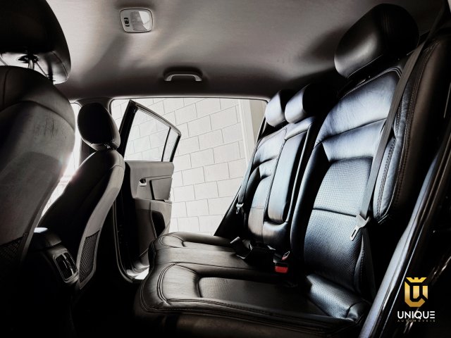 Kia Sportage 2.0 EX 4X2 16V FLEX 4P AUTOMÁTICO 2014/2015 preto à venda na Unique Automóveis em Indaiatuba — foto 11