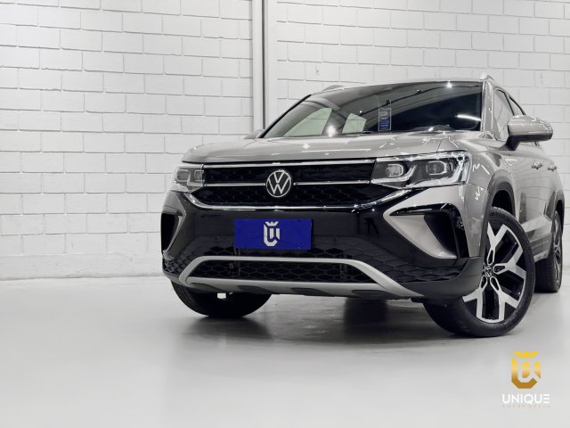 Volkswagen Taos 1.4 250 TSI TOTAL FLEX HIGHLINE AUTOMÁTICO 2024 bege à venda na Unique Automóveis em Indaiatuba — foto 2