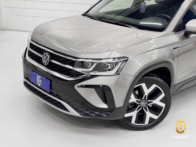 Volkswagen Taos 1.4 250 TSI TOTAL FLEX HIGHLINE AUTOMÁTICO 2024 bege à venda na Unique Automóveis em Indaiatuba — foto 5