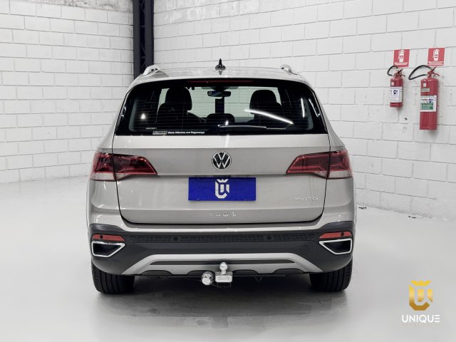 Volkswagen Taos 1.4 250 TSI TOTAL FLEX HIGHLINE AUTOMÁTICO 2024 bege à venda na Unique Automóveis em Indaiatuba — foto 9