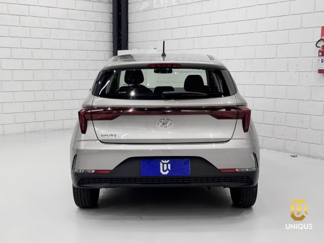 Hyundai Hb20 1.0 12V FLEX COMFORT PLUS MANUAL 2024/2025 prata à venda na Unique Automóveis em Indaiatuba — foto 8