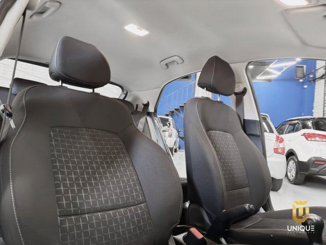 Hyundai Hb20 1.0 12V FLEX COMFORT PLUS MANUAL 2024/2025 prata à venda na Unique Automóveis em Indaiatuba — foto 13