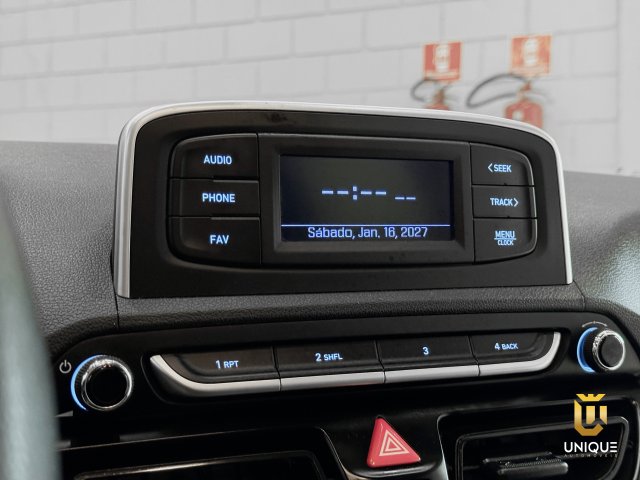 Hyundai Hb20 1.0 12V FLEX COMFORT PLUS MANUAL 2024/2025 prata à venda na Unique Automóveis em Indaiatuba — foto 18