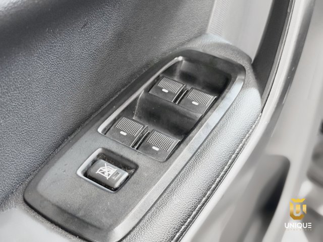 Ford Ranger 3.2 XLT 4X4 CD 20V DIESEL 4P AUTOMÁTICO 2017/2018 preto à venda na Unique Automóveis em Indaiatuba — foto 11