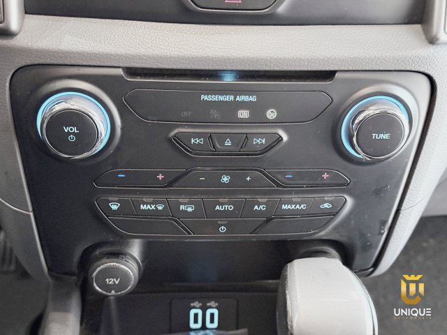 Ford Ranger 3.2 XLT 4X4 CD 20V DIESEL 4P AUTOMÁTICO 2017/2018 preto à venda na Unique Automóveis em Indaiatuba — foto 15