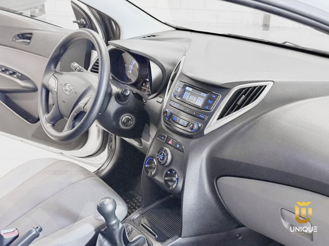 Hyundai Hb20s 1.6 COMFORT PLUS 16V FLEX 4P AUTOMÁTICO 2019 prata à venda na Unique Automóveis em Indaiatuba — foto 14