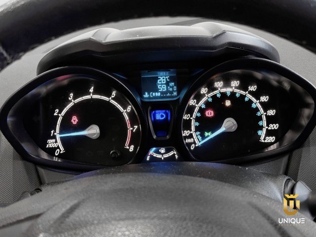 Ford Fiesta Hatch 1.5 S HATCH 16V FLEX 4P MANUAL 2013/2014 branco à venda na Unique Automóveis em Indaiatuba — foto 17