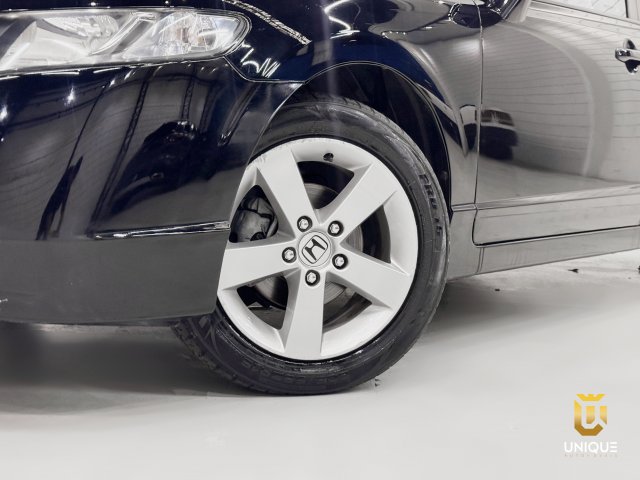 Honda Civic 1.8 LXS 16V FLEX 4P AUTOMÁTICO 2008 preto à venda na Unique Automóveis em Indaiatuba — foto 4