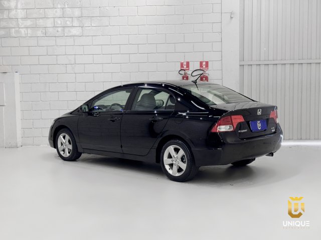 Honda Civic 1.8 LXS 16V FLEX 4P AUTOMÁTICO 2008 preto à venda na Unique Automóveis em Indaiatuba — foto 9