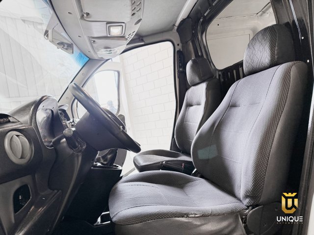 Fiat Doblò 1.4 MPI CARGO FLEX 2P MANUAL 2014 branco à venda na Unique Automóveis em Indaiatuba — foto 10