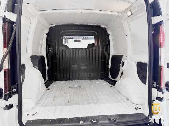Fiat Doblò 1.4 MPI CARGO FLEX 2P MANUAL 2014 branco à venda na Unique Automóveis em Indaiatuba — foto 11