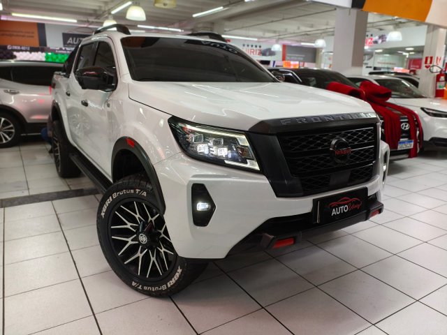 foto do veículo Nissan Frontier   2.3 16V TURBO DIESEL PRO4X CD 4X4 AUTOMÁTICO