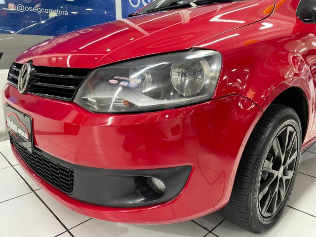 foto do veículo Volkswagen Fox   1.0 MI TREND 8V FLEX 4P MANUAL