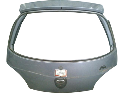 Tampa traseira ka 97 02 usada dourada