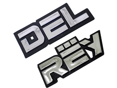 Emblema Del Rey Cromado /93