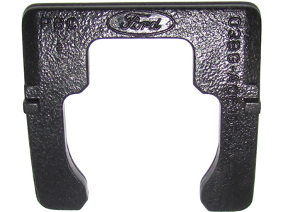 Grampo Trava Fecho Porta Malas Escort