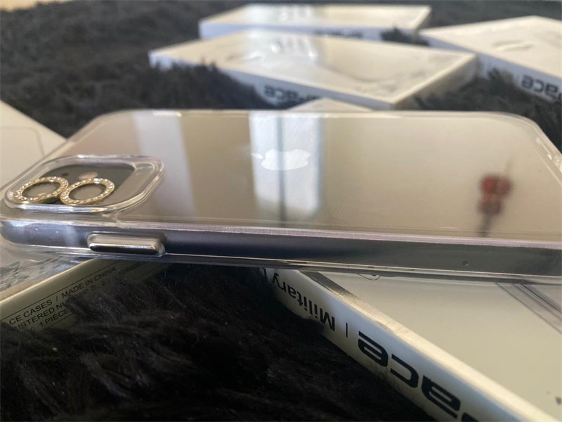 CAPA SPACE TRANSPARENTE