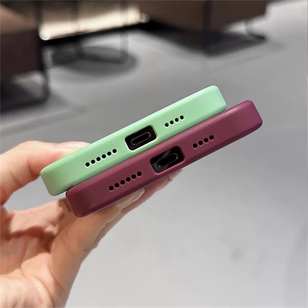 CAPA IPHONE BORDAS METALIZADA + PROTEÇÃO DE CÂMERA