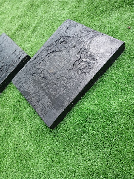 DORMENTE DE CONCRETO PRETO 30X50X5 CM
