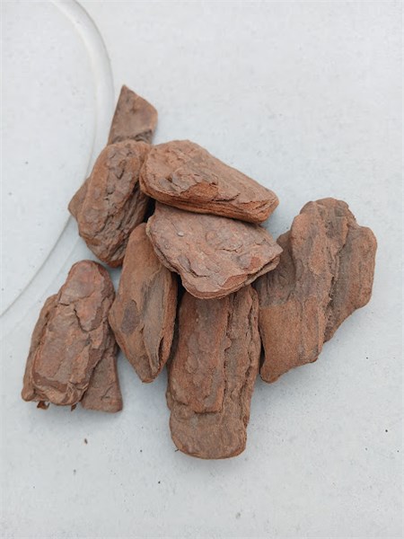 CASCA DE PINUS POLIDA M 40 LITROS