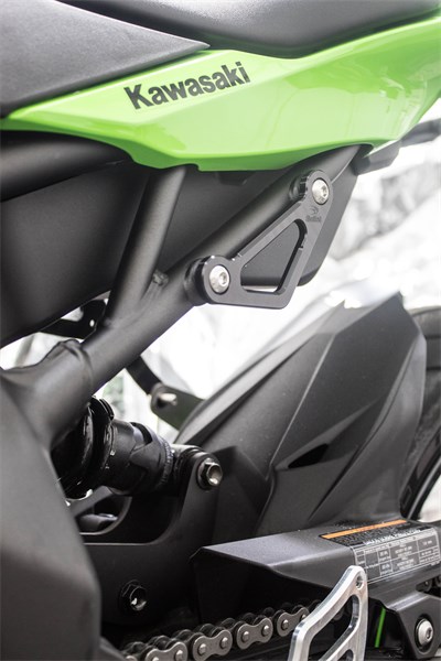 Suporte de escapamento - ZX-4R [24+]