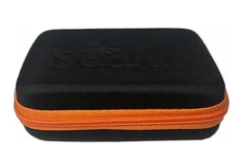 CASE SADHUGURU GRANDE PRETO