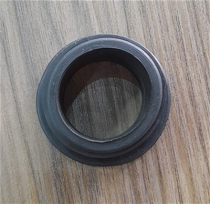 BORRACHA BASE GD GROSSA PRETA