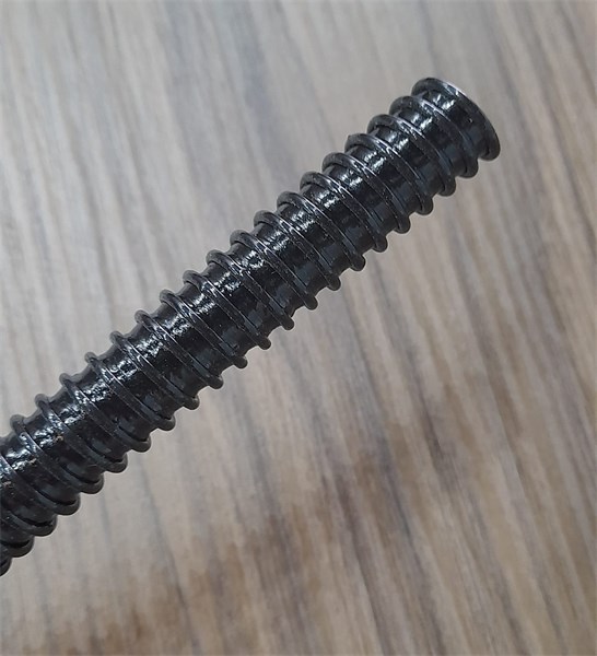 MANGUEIRA PLASTICA HELIX PRETA