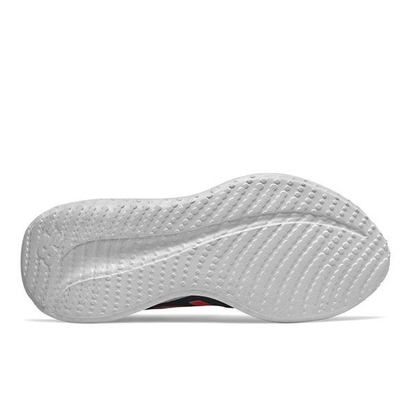 TENIS NEW BALANCE RYVAL RUN PRETO/VERMELHO