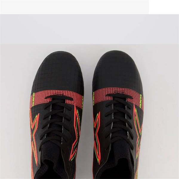 CHUTEIRA OXN CAMPO VELOX 4 NEO PRETO/CORAL