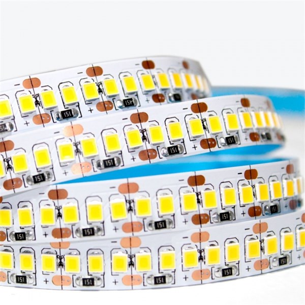 Fita Led 12V 240Leds 6500K SMD 2835 Embuled