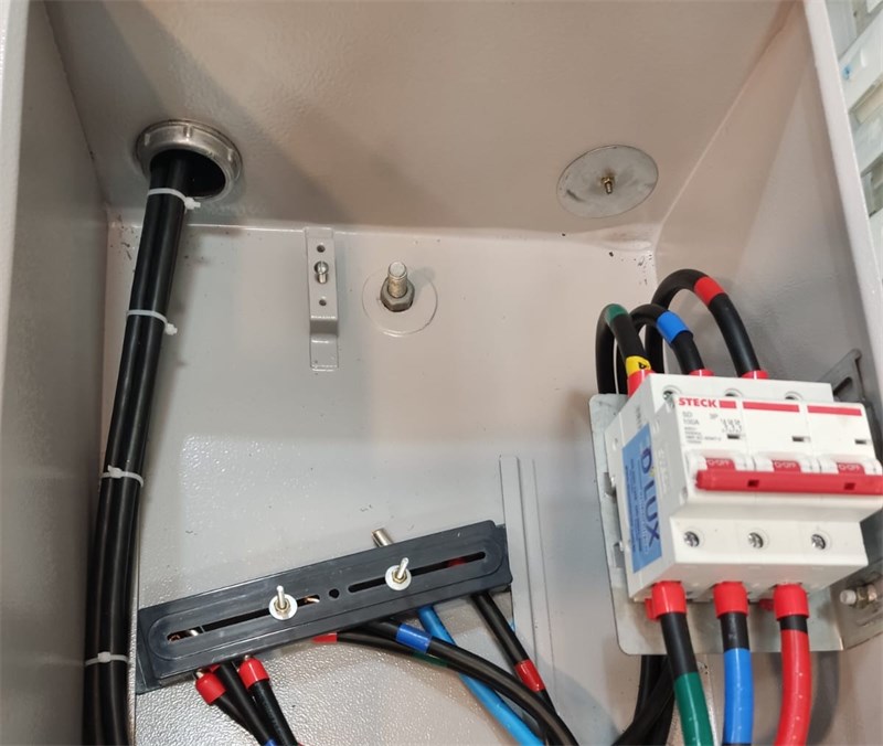 Padrao Trifasico 100A Tubo Pa-5 7,0M Cemig SAIDA ALTA Caixa Cm2