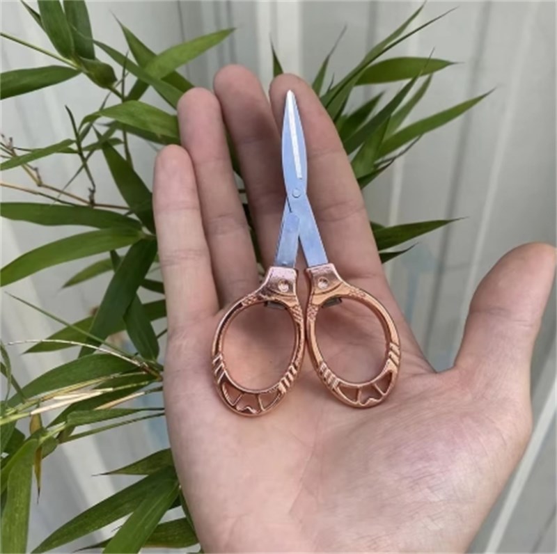 Tesoura Dobrável De Aço Inox M